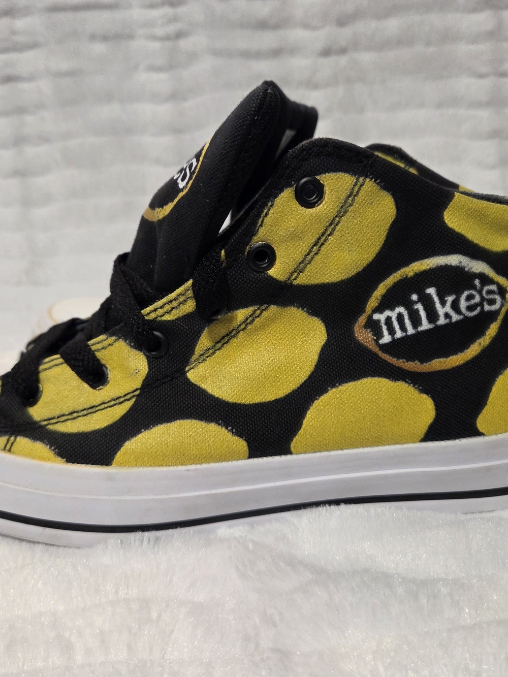 Size 5 Lemon High-Top Canvas Sneakers for Men - Picture 4 of 10